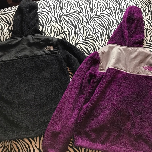 Girls black and purple northface fleece jacket 7/8 - Picture 2 of 2